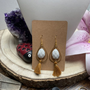 Boucles Howlite